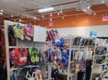 $$$ Brooklyn 某個品牌大店連貨轉讓。