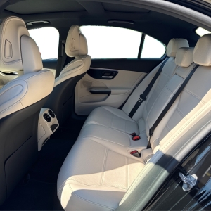 2023 MERCEDES-BENZ C-CLASS C 300 4MATIC  开了24800 miles, 迈数不多， 一首车主无事故❤️ 车主🈶14次原厂保养记录