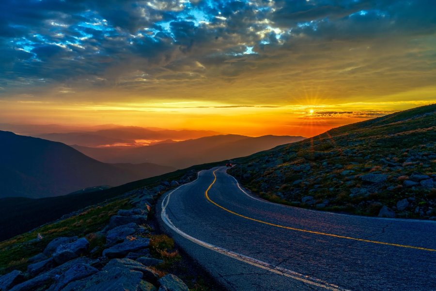 《生活不是赶路，而是感受路》