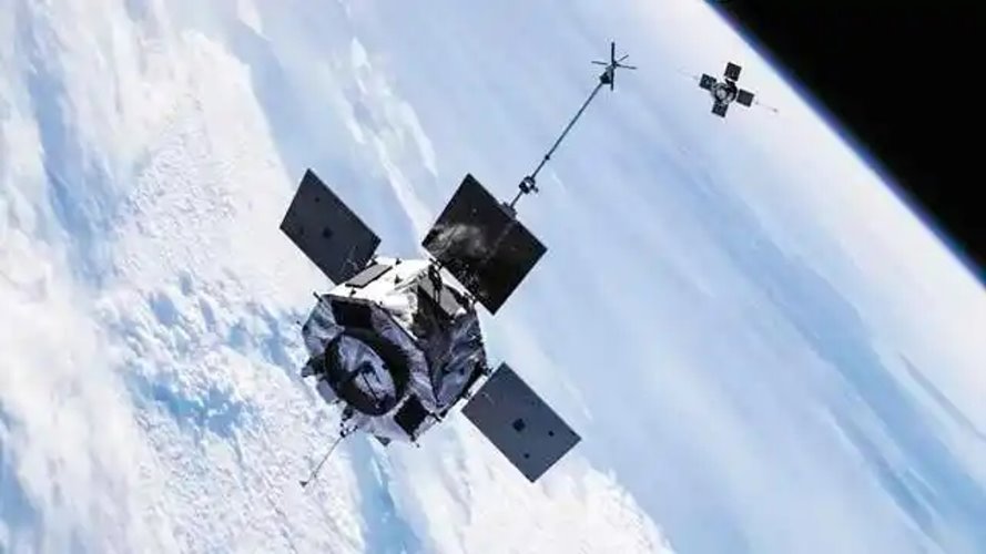 美国巨型探测器，提前坠落地球